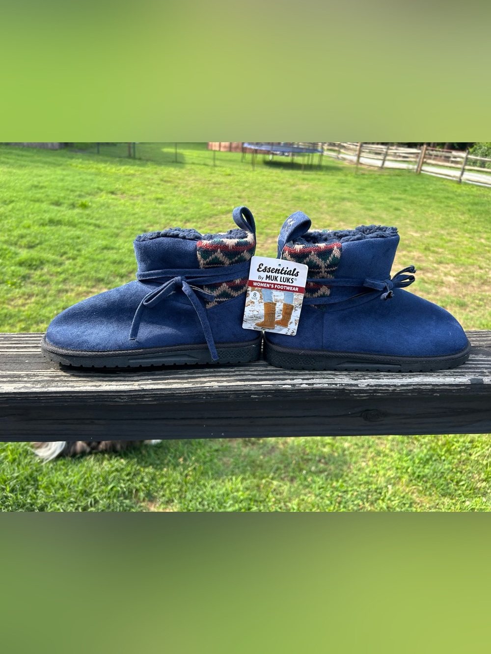 Ladies size 8 Navy Cozy Ankle Boots